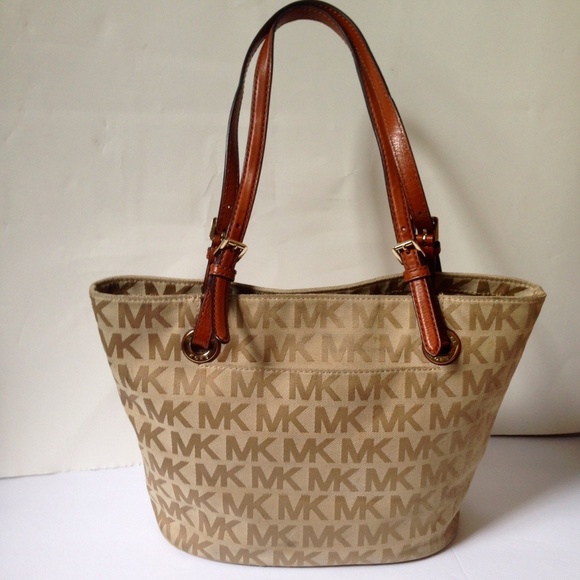 MICHAEL Michael Kors Handbags - Michael Kors Signature Jacquard Jet Set Tote Purse